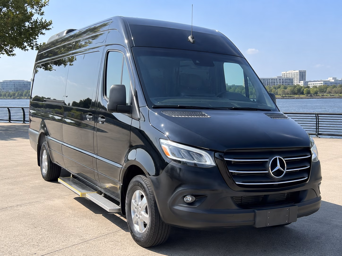 find the perfect transportation for your next prom 4