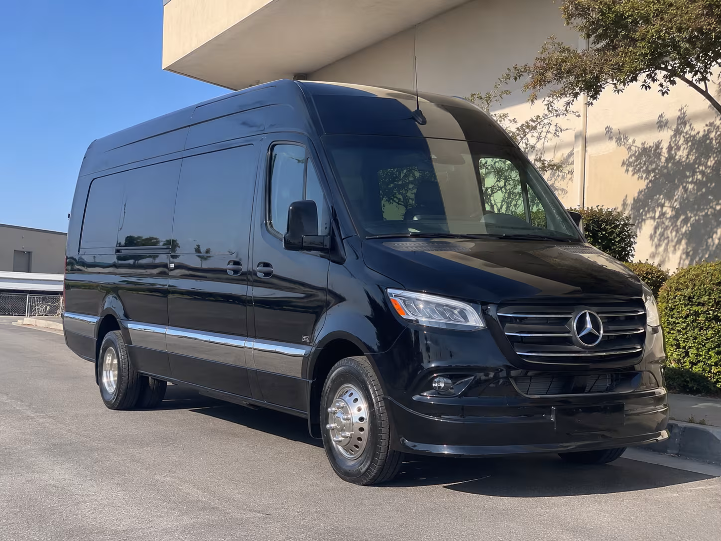 ventura corporate sprinter van service